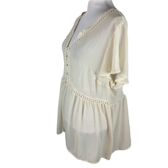 Torrid Ivory Chiffon Lace Up Blouse Size 5x - Picture 5 of 5